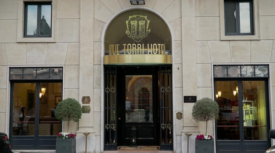 Il Due Torri apre le porte alla citta' | The Due Torri opens its doors to the city