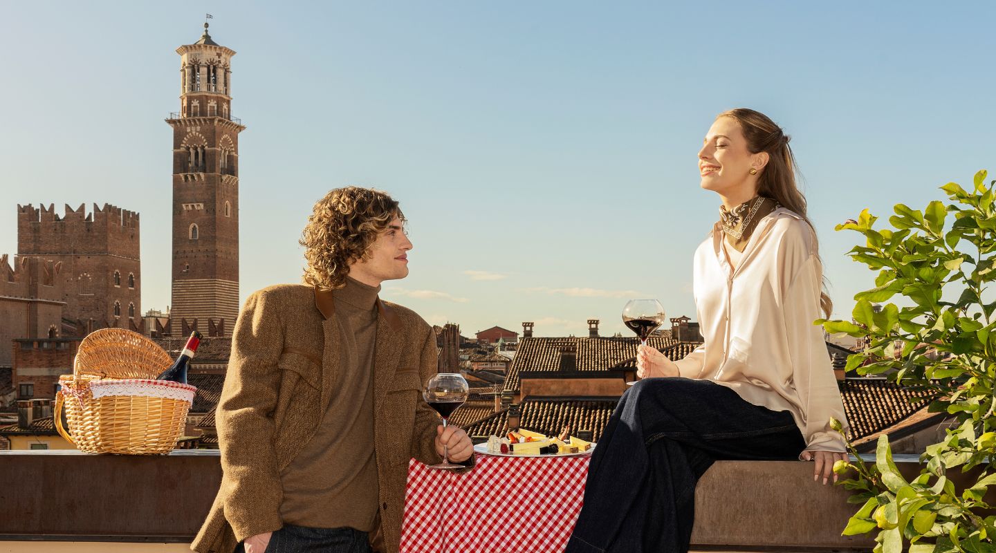 Aperitivo al Due Torri | Aperitif at the Due Torri Hotel