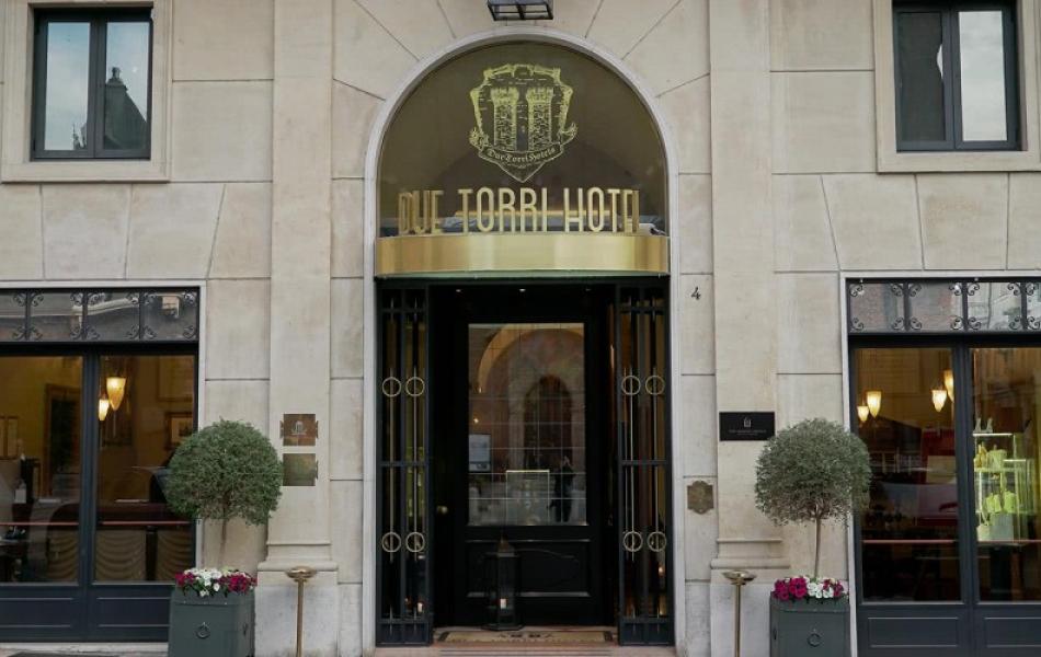 Il Due Torri apre le porte alla citta' | The Due Torri opens its doors to the city