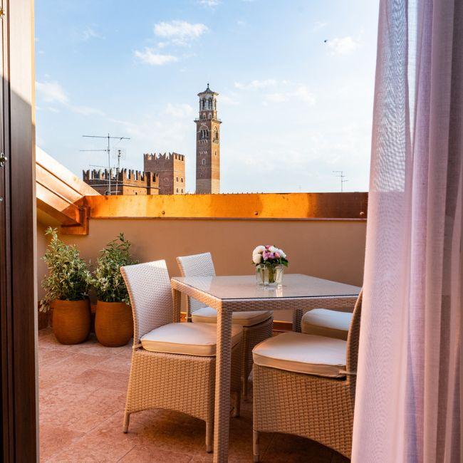 Suite &amp; Camere del Due Torri | Suites &amp; Rooms at Due Torri