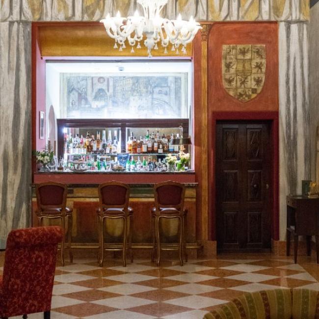 Al Bar del Due Torri | Two Towers Bar