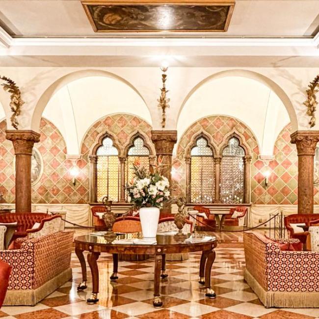 Lo sceicco di Dubai | The Sheikh of Dubai