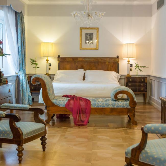 Il “tocco” della governante | The Housekeeper’s “Touch”