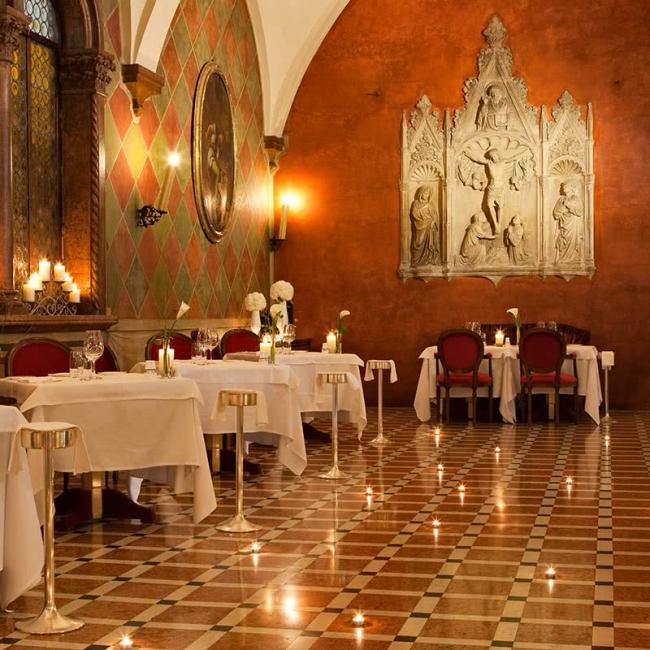 Gli auguri del Due Torri Hotel | Season’s Greetings from the Due Torri Hotel